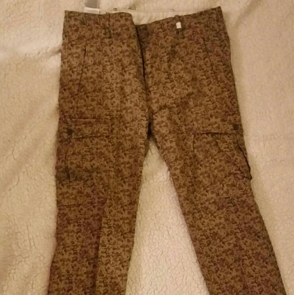 Levi's tiger print 33x30